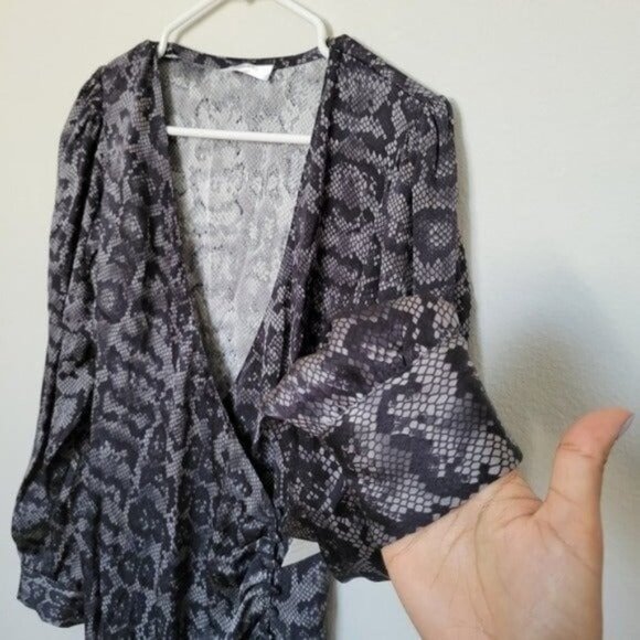 ANINE BING Penelope Long-Sleeve Silk Grey Python Print Mini Wrap Dress Size S - Picture 6 of 12